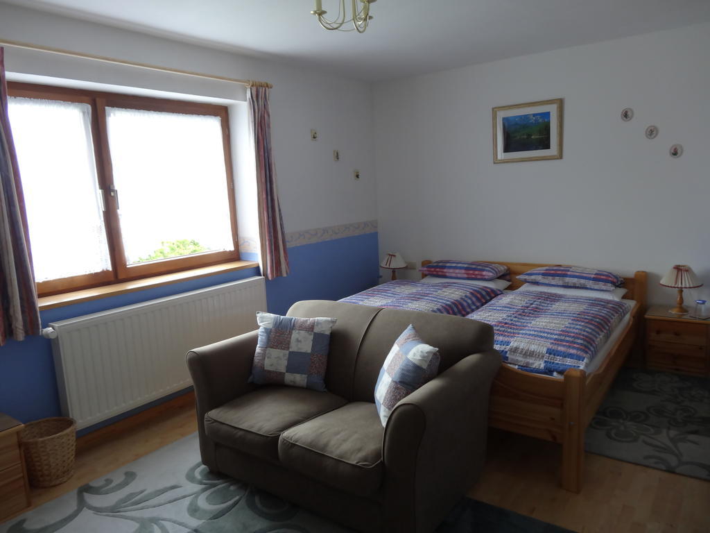 Haus Karl'S Ruh Bed & Breakfast Ehrwald Room photo