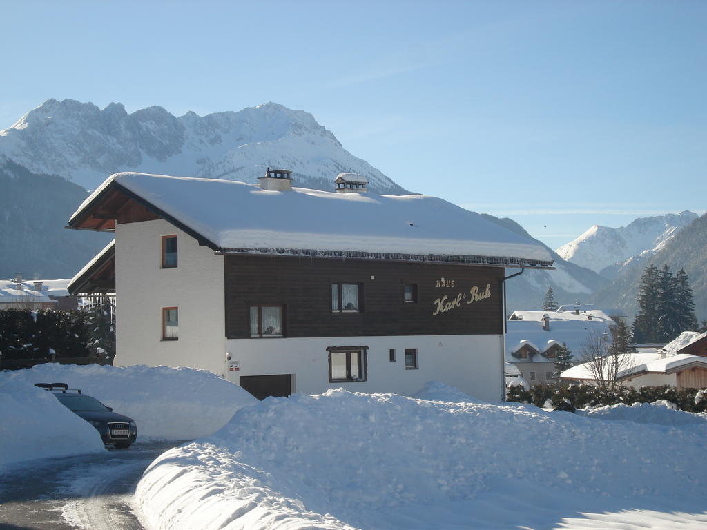 Haus Karl'S Ruh Bed & Breakfast Ehrwald Exterior photo