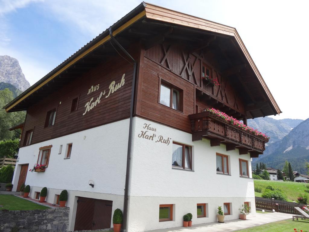 Haus Karl'S Ruh Bed & Breakfast Ehrwald Exterior photo