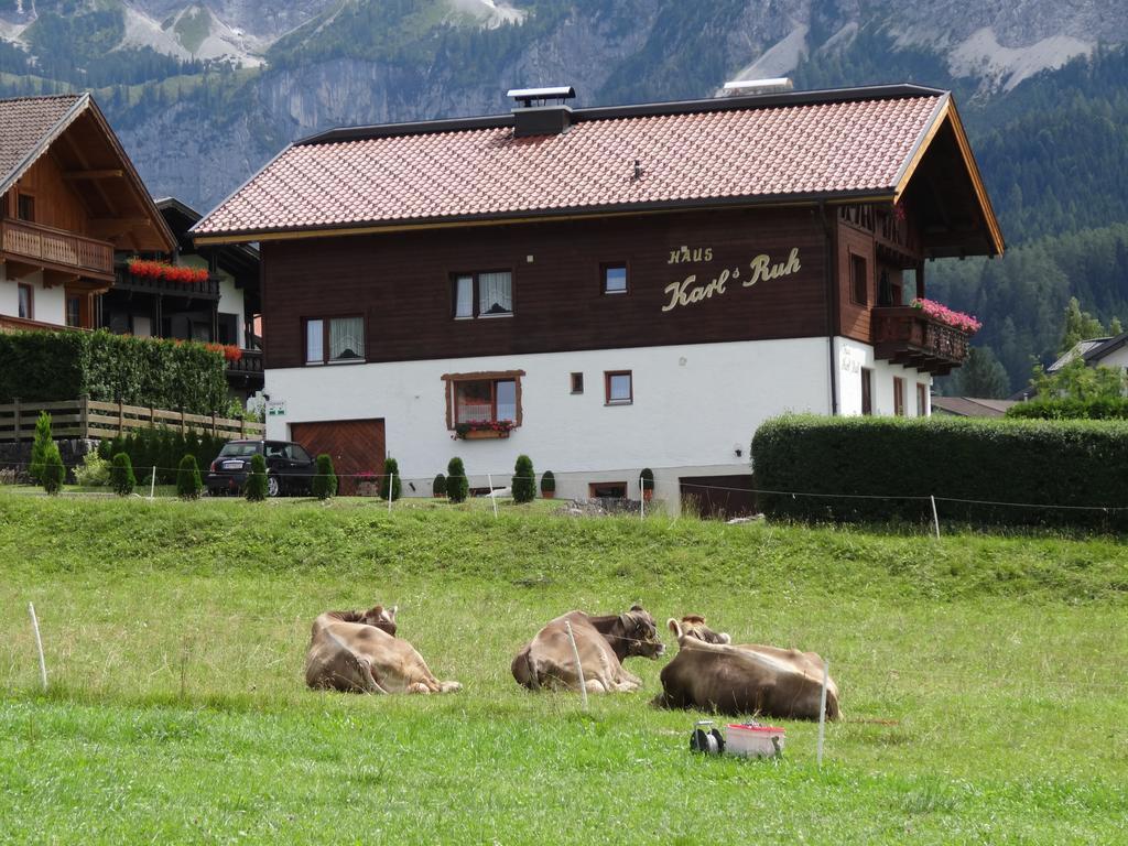 Haus Karl'S Ruh Bed & Breakfast Ehrwald Exterior photo
